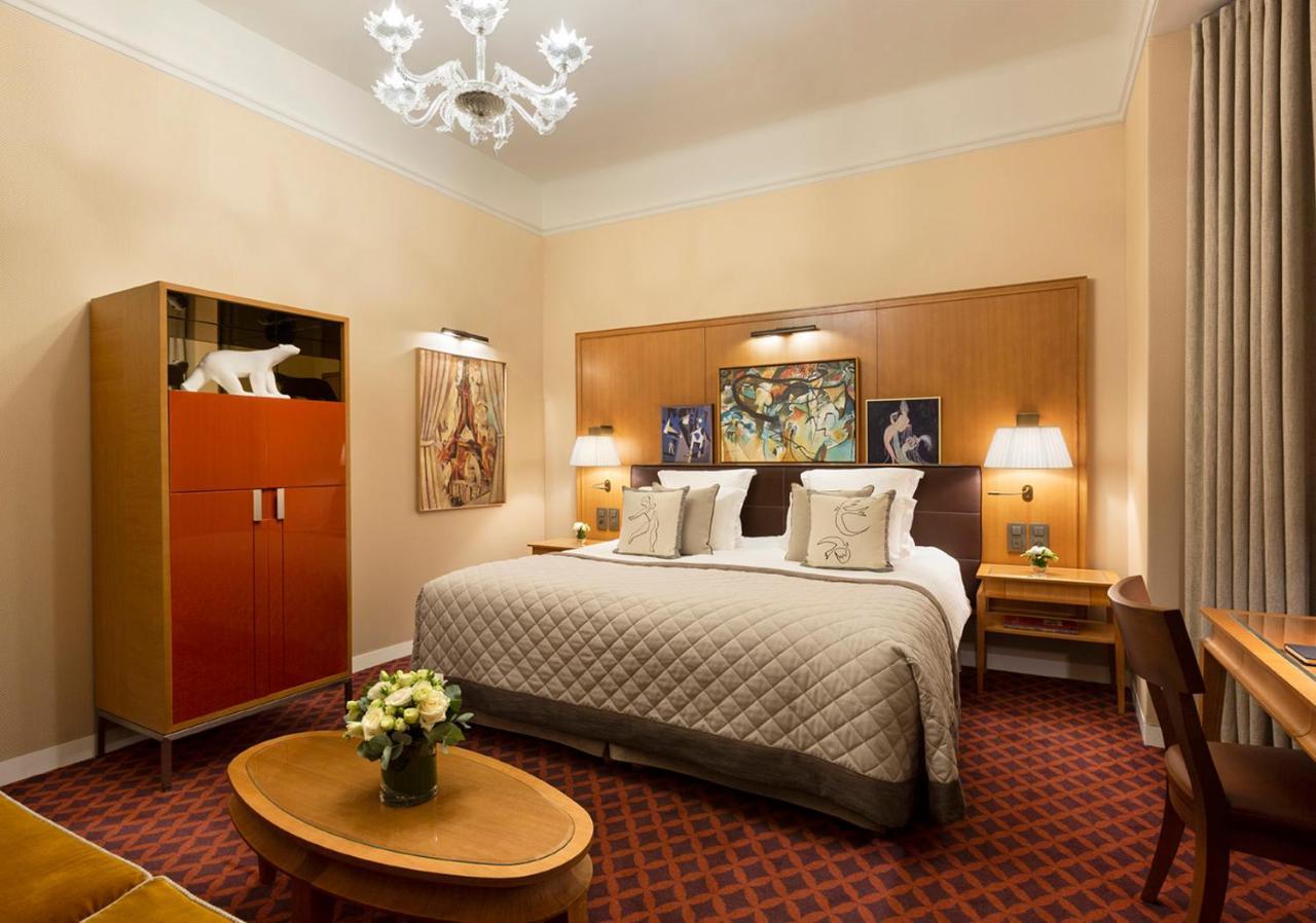 Hotel Barrire Le Westminster Le Touquet Zewnętrze zdjęcie A suite at the hotel
