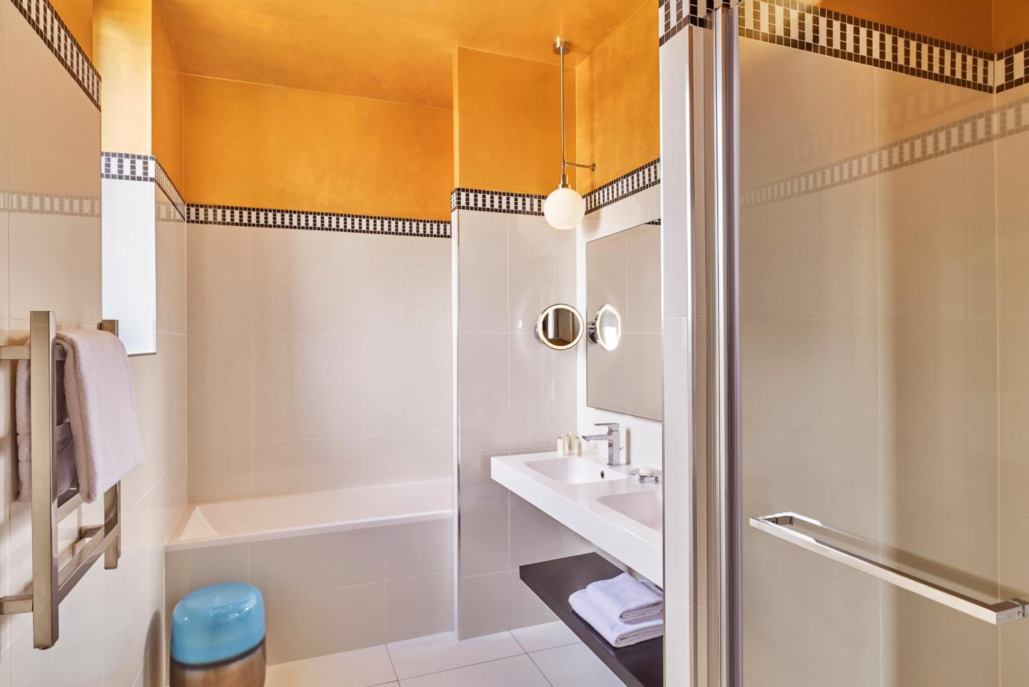 Hotel Barrire Le Westminster Le Touquet Zewnętrze zdjęcie Bathroom